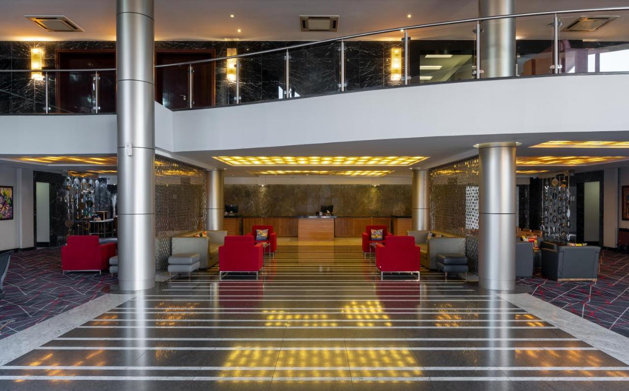 Radisson Blu Hotel Λουσάκα Εξωτερικό φωτογραφία Lobby