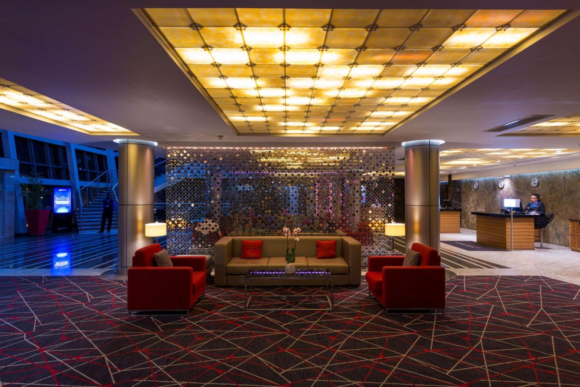 Radisson Blu Hotel Λουσάκα Εξωτερικό φωτογραφία Lobby